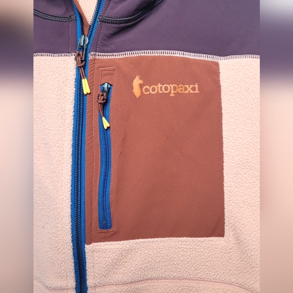 Cotopaxi Wine and Rosewood Abrazo Hooded Fleece Jacket - Picture 4 of 6